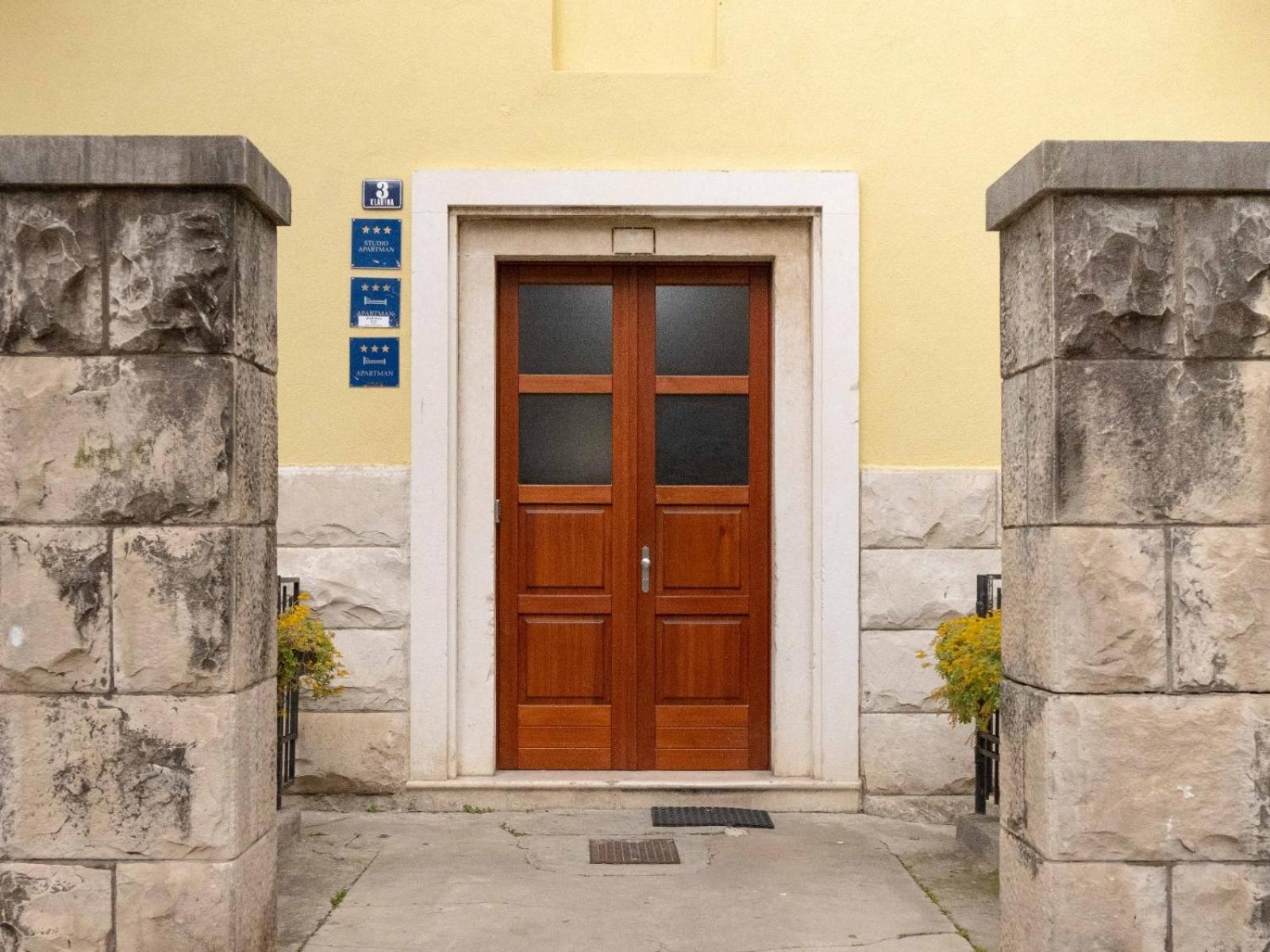 Rosi Lägenhet Split Exteriör bild